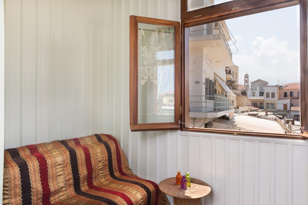 חאניה Plaza Apartment מראה חיצוני תמונה